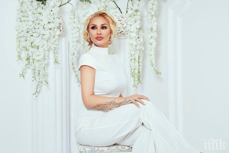 Дизайнерката Евгения Борисова дарява рокли на абитуриентки