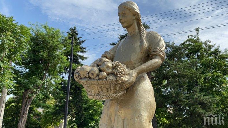 Реставрираха емблематични за Кричим статуи (СНИМКИ)