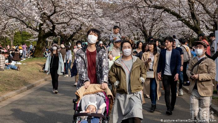 Япония с рекорден бюджет заради коронавируса
