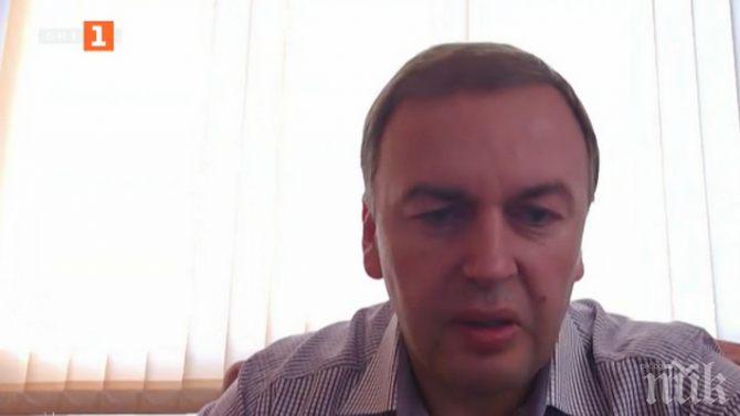 Кметът на Сърница избухна: Новината за аналгинчетата е фалшива, маските на открито не са задължителни