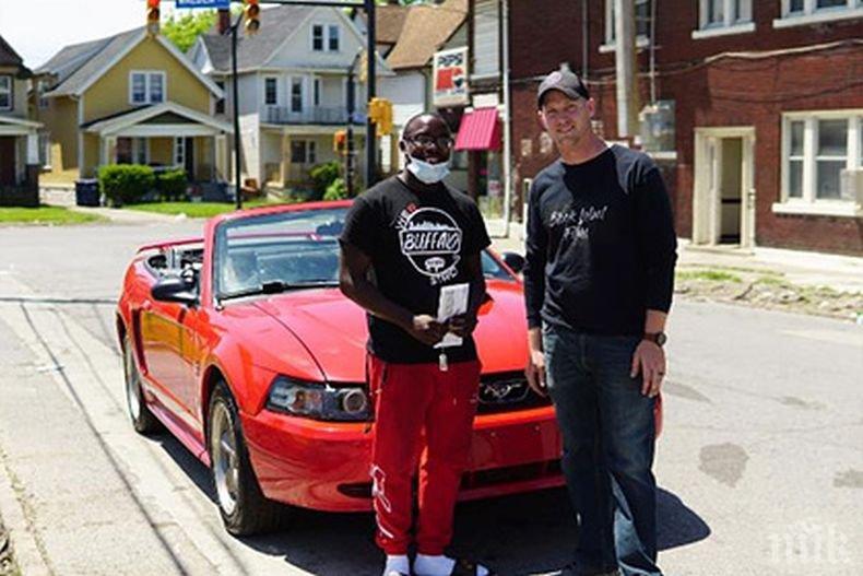 СЛЕД ПРОТЕСТИТЕ: Тийнейджър изрина боклука от улиците на Бъфало и се сдоби с кола-мечта