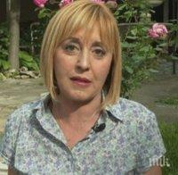 Мая Манолова и Никола Вапцаров спретнаха политически протест, но мълчат за свързан с Божков небостъргач