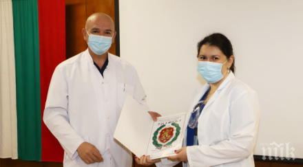 фронтоваците ген мутафчийски връчи отличия медици първата линия вма