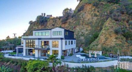 деми ловато отърва прокълната къща