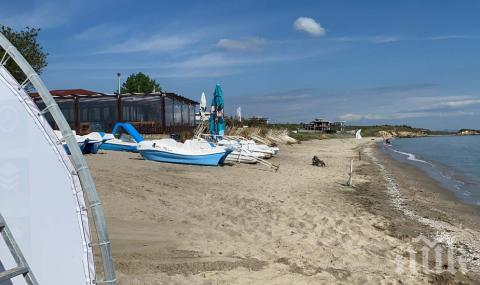 КОЛАПС: Пусти хотели и празни автобуси по Черноморието