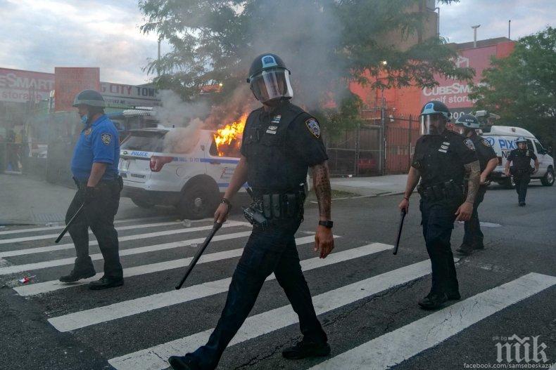 СТАВА СТРАШНО: Нов случай на смърт при арест в САЩ - Атланта на бунт