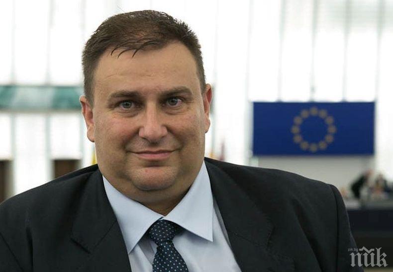 Емил Радев: ЕП призова за бързо приемане на България в Шенген. Съветът е на ход