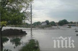 Наводнение в Тутракан, улиците са под вода