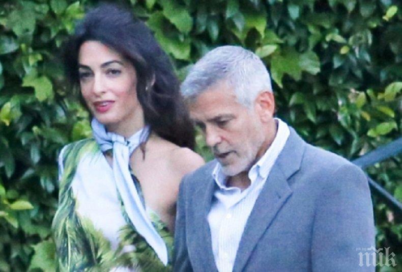 Джордж Клуни дарява половин милион долара, провокиран от...