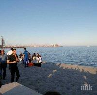 ТРАГЕДИЯ! Баща се удави, скачайки в морето да спаси сина си