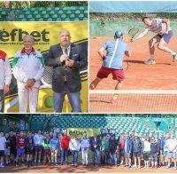 Екшън и мъжки битки на корта в първия ден на 