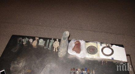 митничари спипаха антични предмети дунав мост снимки