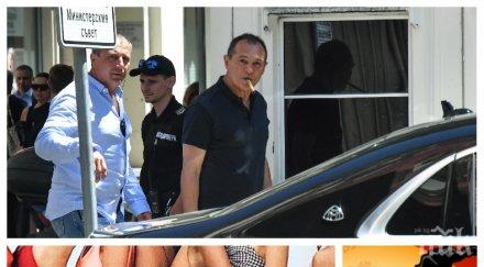 пик харемът божков фрашкан манекенки красавиците спретнали маскен бал хелоуин