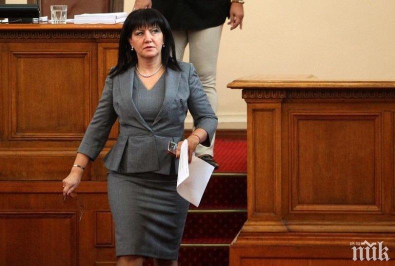 Столичното РЗИ с предписание: Задължително с маски в парламента