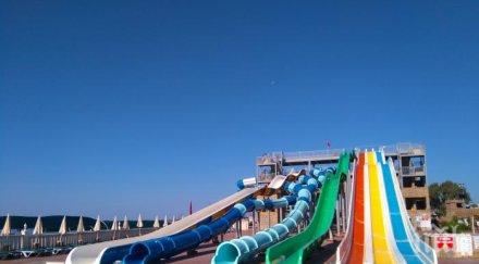 без ограничения водните пързалки корабчета атракциони