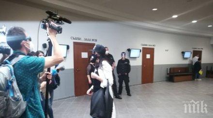 първо пик изтече часовият срок вижте дали жени калканджиева обжалва глобата дребно хулиганство