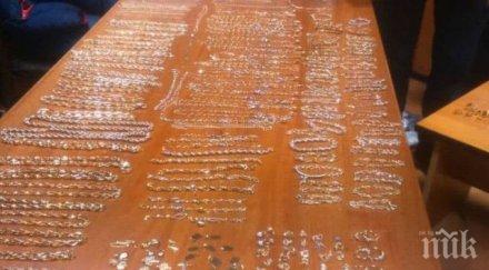 спасяваме спестяванията златни монети