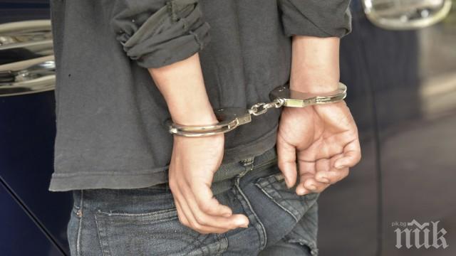Арестуваха 17-годишен за блудство с малолетна