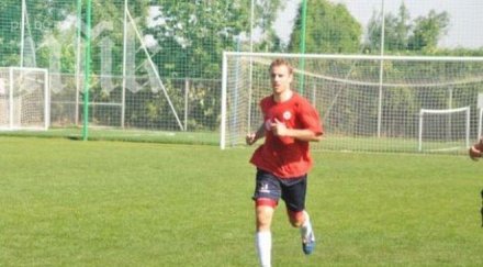 словенски халф започна тренировки цска