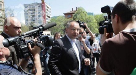 станишев дянков беше изхвърлен ненужен парцал чужбина госпожа