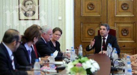 плевнелиев подкрепи преговорите палестинската власт държавата израел