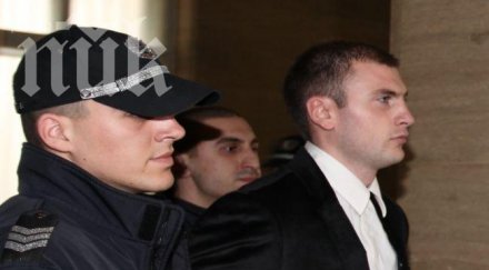 октай енимехмедов пребил двама затвора гавра левски