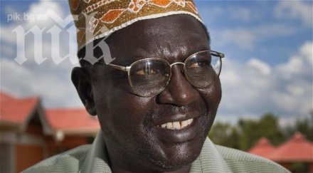 братът обама получи награда мир скопие