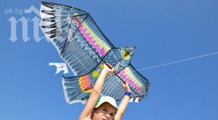 фестивал хвърчилата зарадва варненци снимки