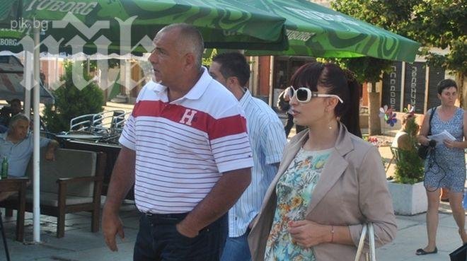 От ГЕРБ се самохвалят: Направихме дарение за църква и джамия