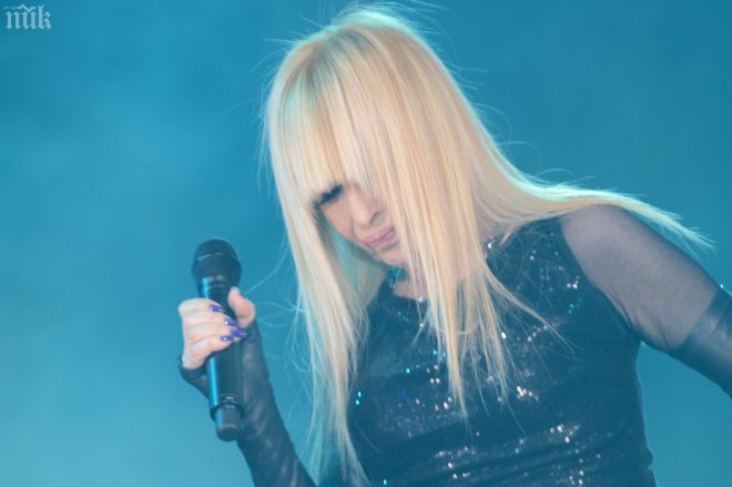 Шок! Лили Иванова припадна на репетиция!