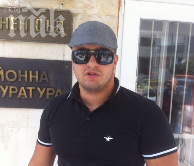 Плашат ме със смърт и нападат имота ми с бойни чукове, но полицията не реагира