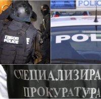 ГОРЕЩО В ПИК: Мощната акция в Бургас заради сигнал за тероризъм - ДАНС и ГДБОП разплитат готвен атентат! Един е арестуван, задържани са десетки младежи (ОБНОВЕНА)