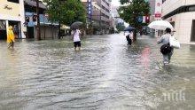 Препоръчаха на 70 000 души да се евакуират от град в Япония заради заплаха от свлачища