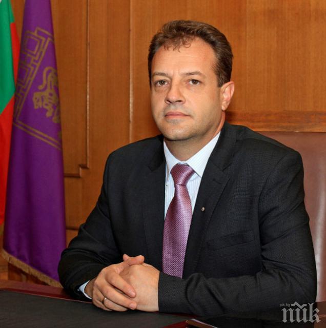 Кметът на Велико Търново няма да бъде под карантина