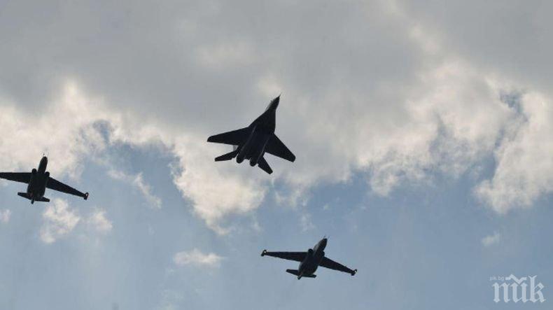 Русия вдигна изтребители над Черно море заради американски разузнавателен самолет