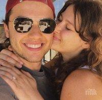 Стивън Спилбърг вдига сватба