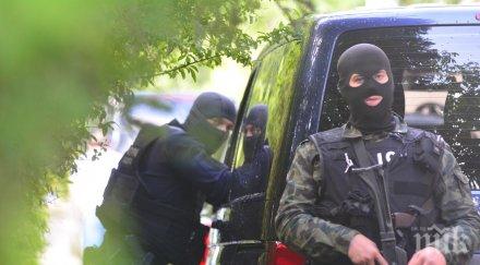 разкритие брат известен полицай вторият арестуван заедно дясната ръка шеф охраната васил божков