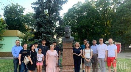 конгресът българите украйна възстанови паметника христо ботев одеса