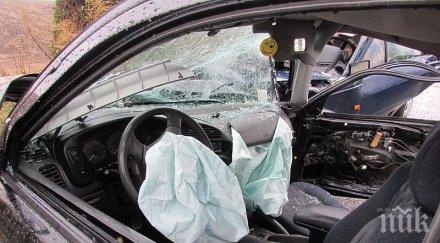 Зверско меле край Козлодуй! Млад мъж загина в жестока катастрофа, други трима са в болница