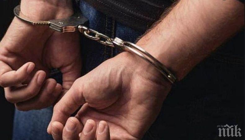 НЕЗАБАВНО: Задържаха двама рецидивисти, ограбили възрастна жена в Белово
