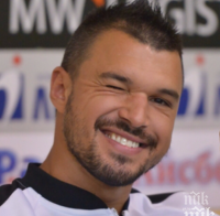 Валери Божинов отпада от националния заради лиценз