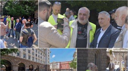 адвокатите лилана иванчева бащата фалшивите новини бранят радев