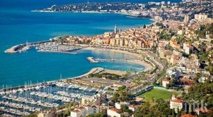 ривиерата върна години без яхти богати туристи