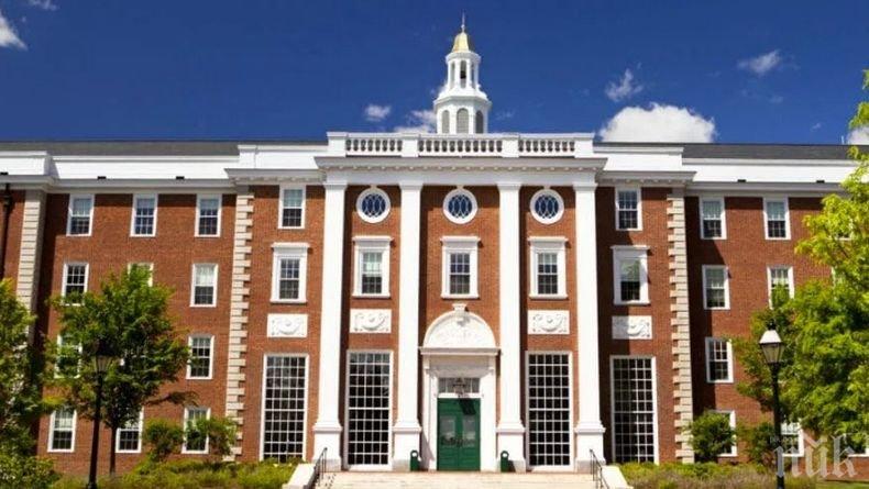 Реакция: Водещи университети в САЩ обжалват решението да не се издават студентски визи