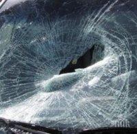 ВАНДАЛИЗЪМ: Пиян молдовски хулиган потроши седем коли в Пловдив заради жена