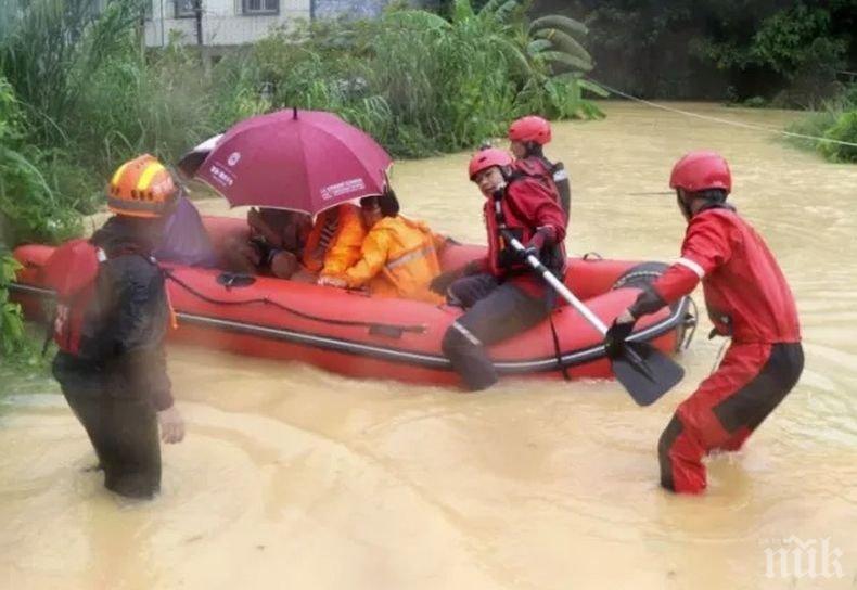 28 души загинаха при наводнения в Китай