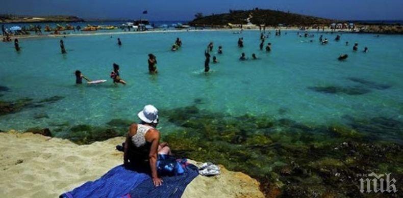 Кипър отваря границите за новия туристически сезон, но само за Израел