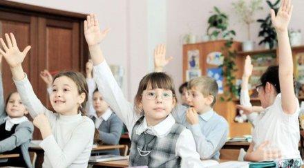 Учебната година започва в класните стаи