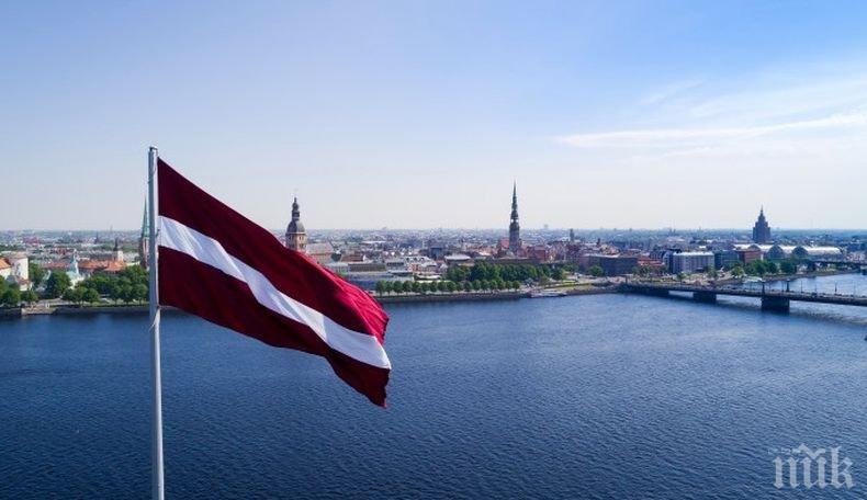 Латвия въвежда задължителна регистрация на посетителите от чужбина