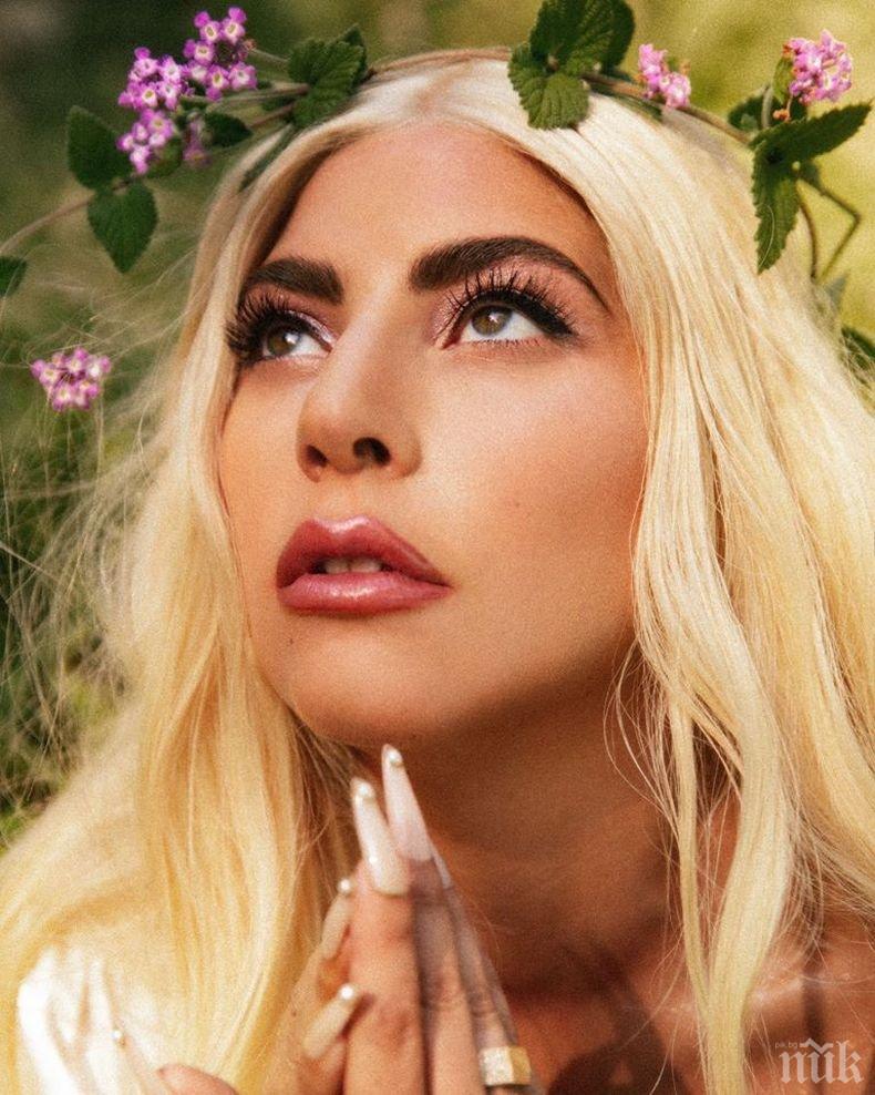Лейди Гага става лице на нов парфюм